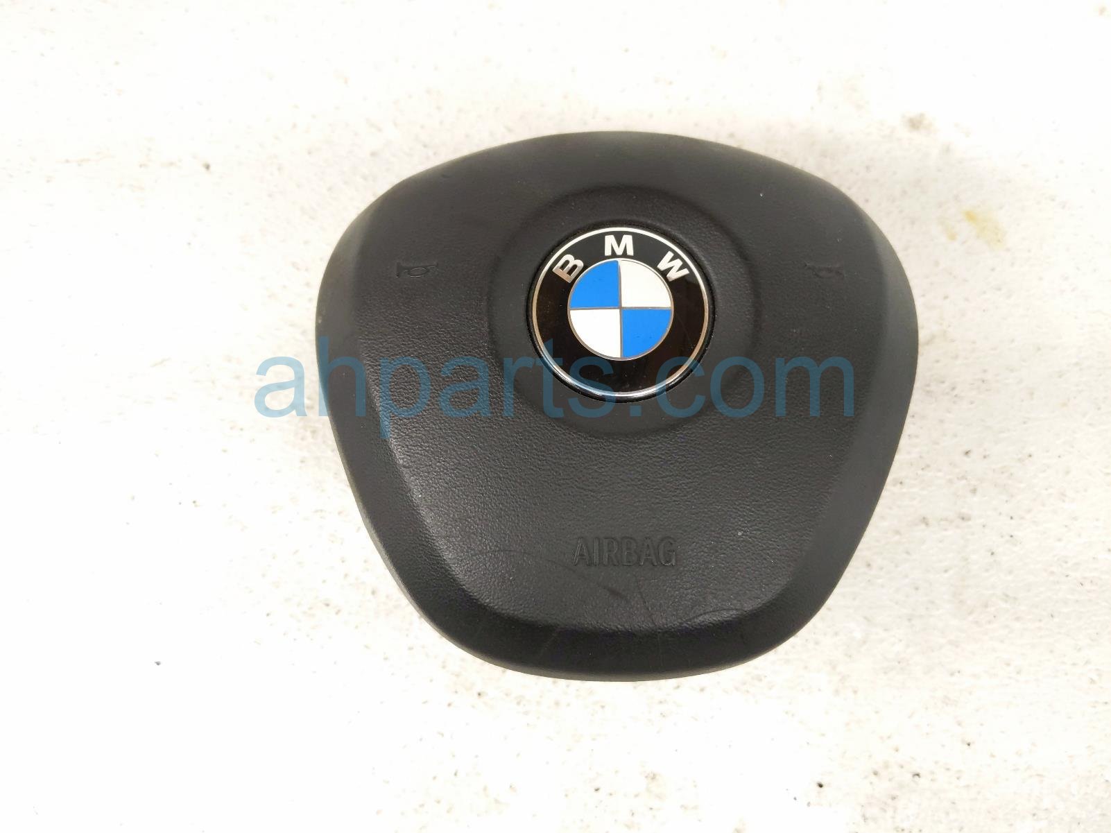 $450 BMW DRIVER WHEEL AIRBAG * $450 BMW DRIVER WHEEL AIRBAG *