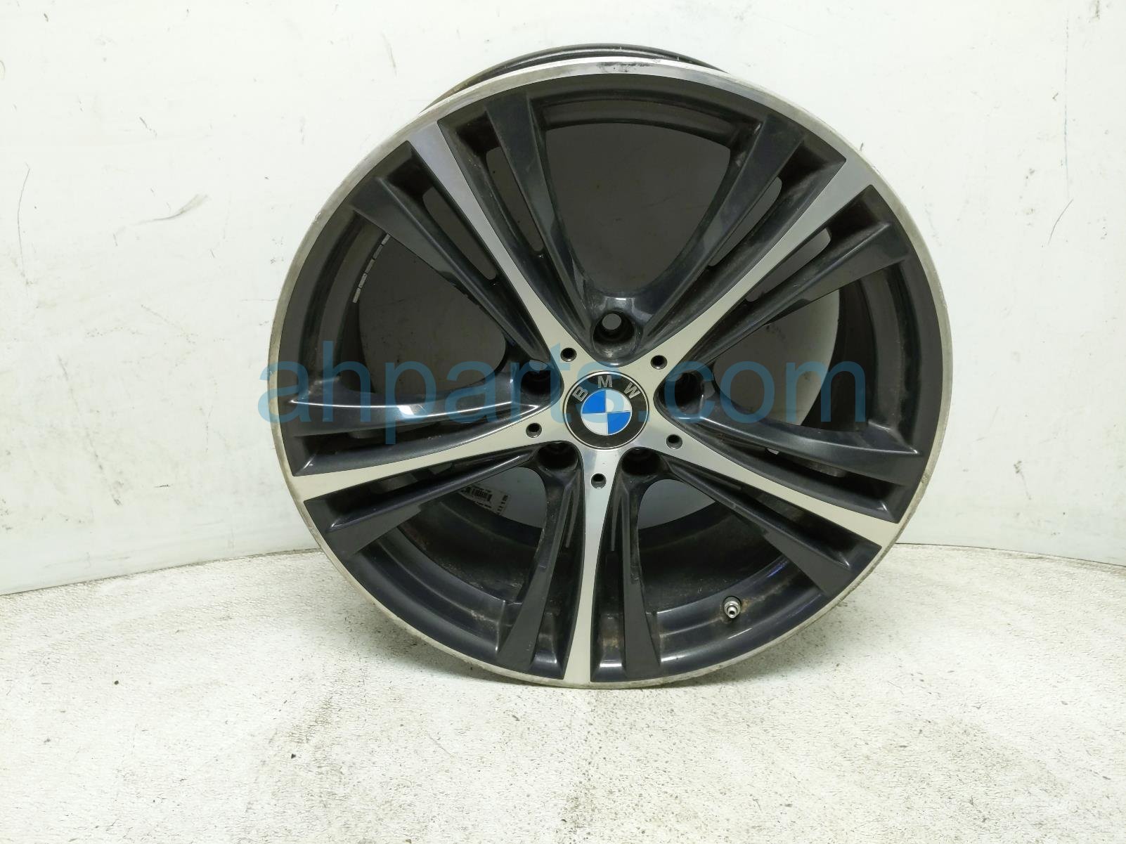 $295 BMW FR/RH WHEEL / RIM - SOME CURB $295 BMW FR/RH WHEEL / RIM - SOME CURB