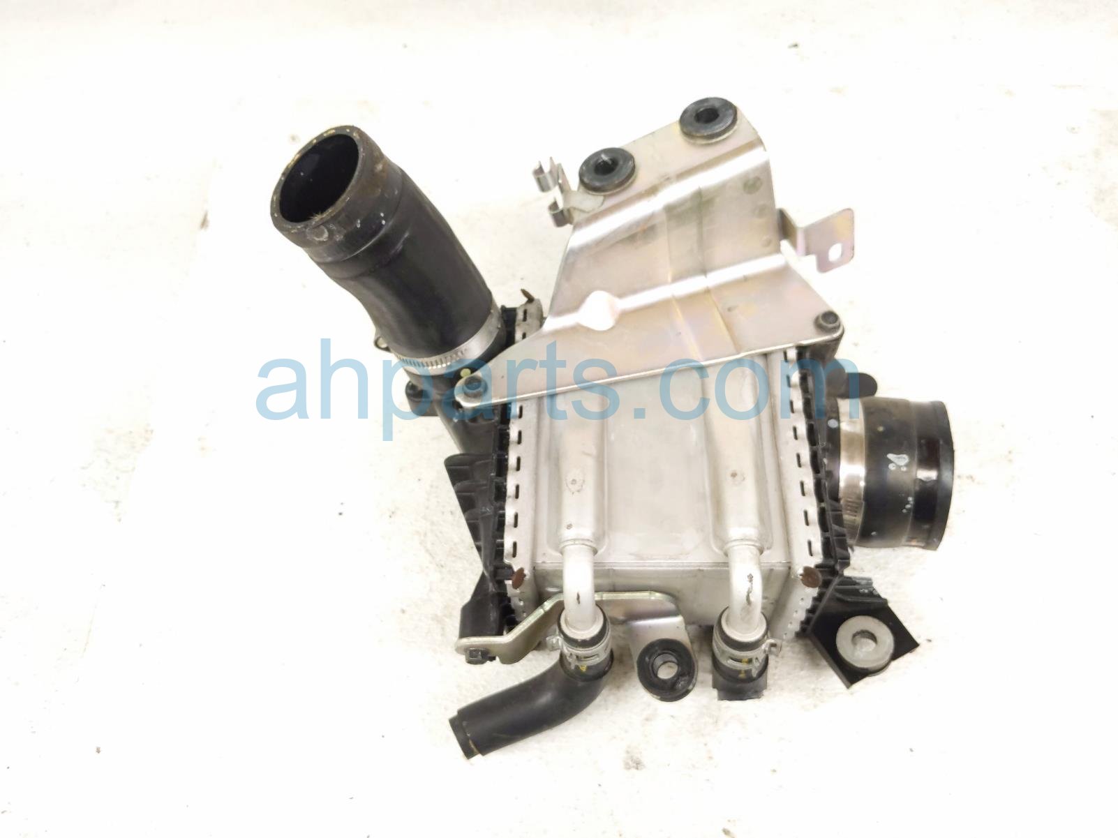 $75 Infiniti LH INTERCOOLER $75 Infiniti LH INTERCOOLER