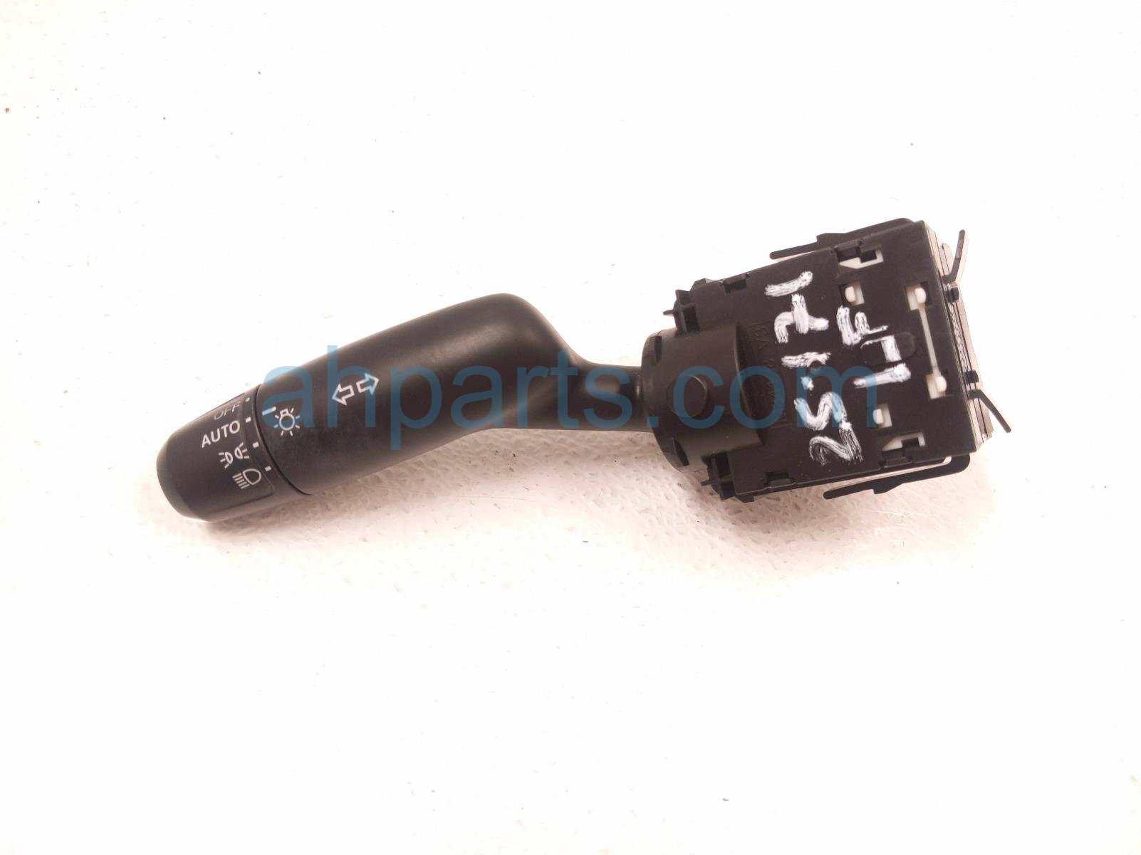 $15 Honda HEADLAMP / SIGNAL COLUMN SWITCH $15 Honda HEADLAMP / SIGNAL COLUMN SWITCH