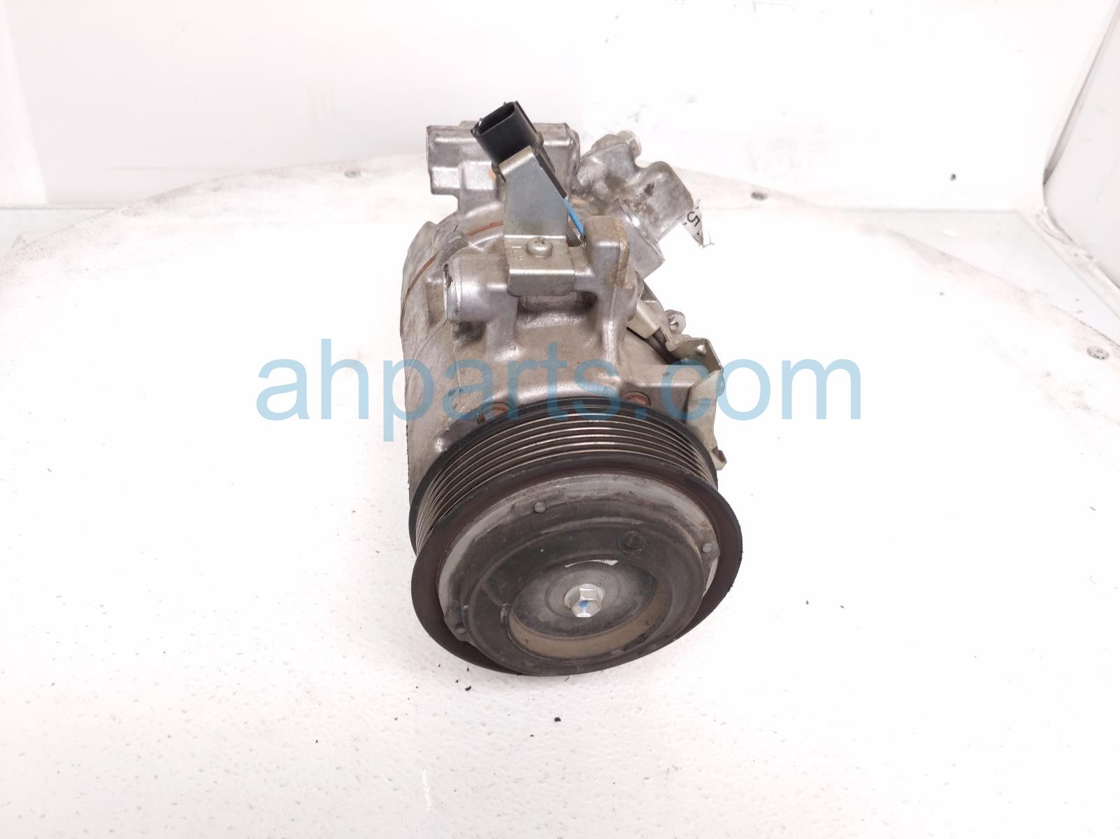 $325 Honda AC PUMP / COMPRESSOR - 72K MILES