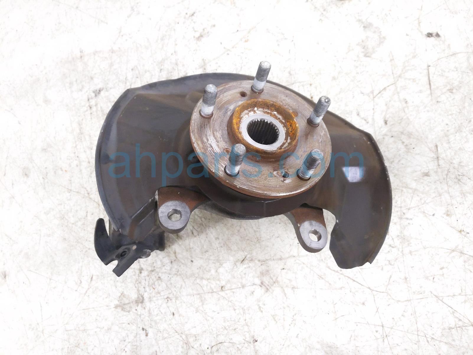$115 Honda FR/LH SPINDLE KNUCKLE HUB $115 Honda FR/LH SPINDLE KNUCKLE HUB