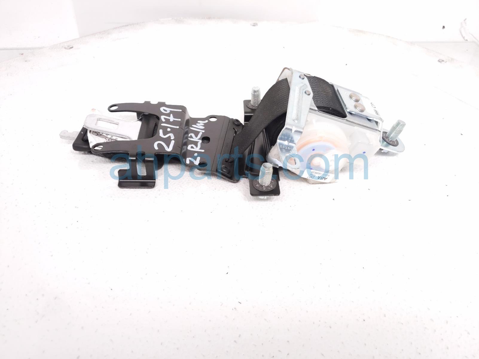 $35 Acura 2ND ROW MID SEAT BELT - BLACK $35 Acura 2ND ROW MID SEAT BELT - BLACK