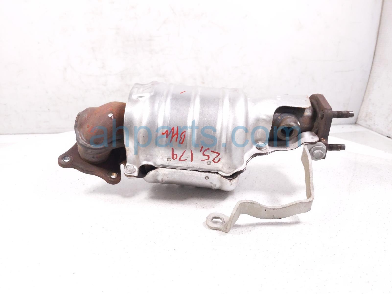 $299 Acura REAR EXHAUST MANIFOLD $299 Acura REAR EXHAUST MANIFOLD