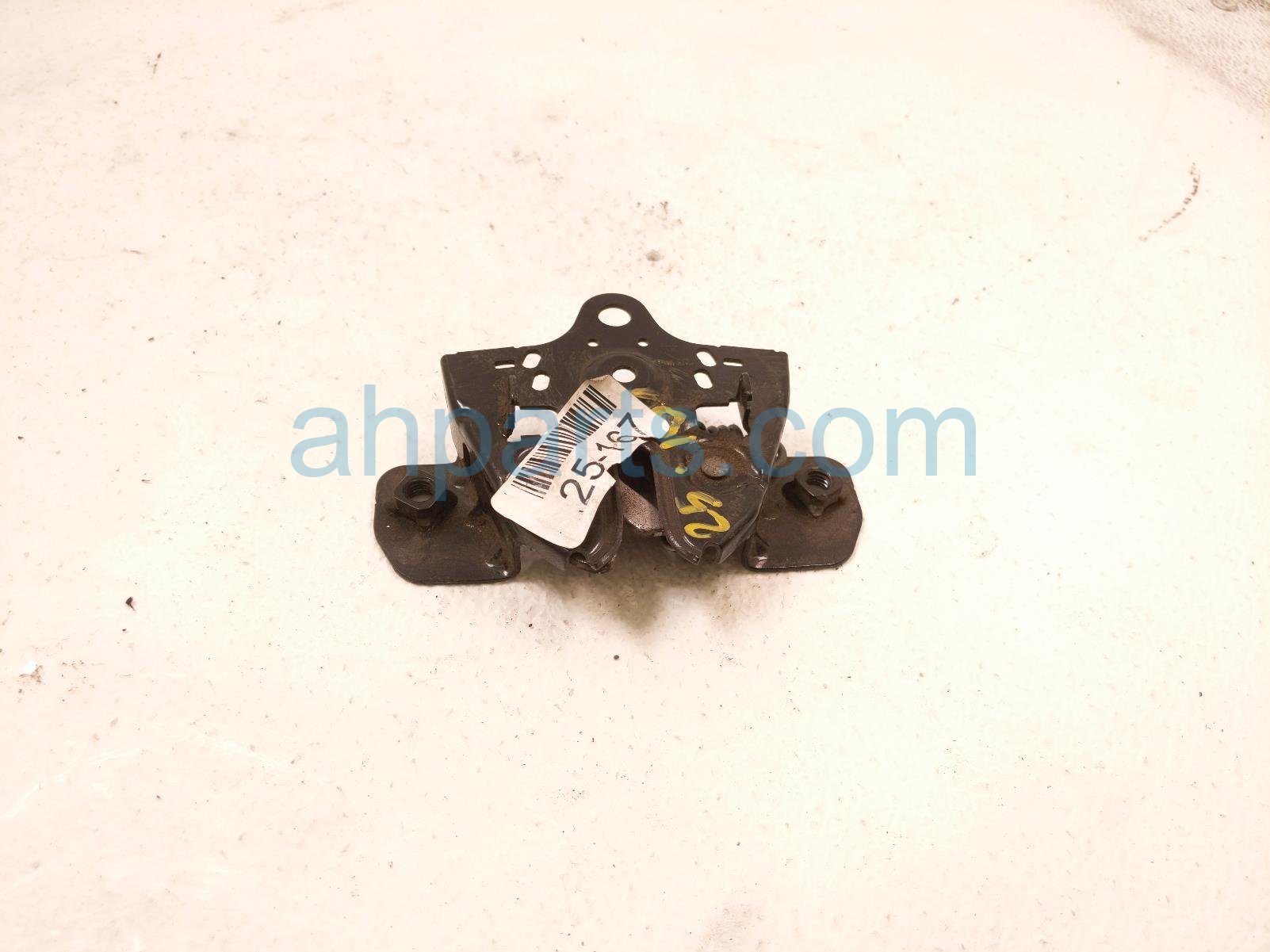 $40 Nissan HOOD LOCK / LATCH ASSY $40 Nissan HOOD LOCK / LATCH ASSY