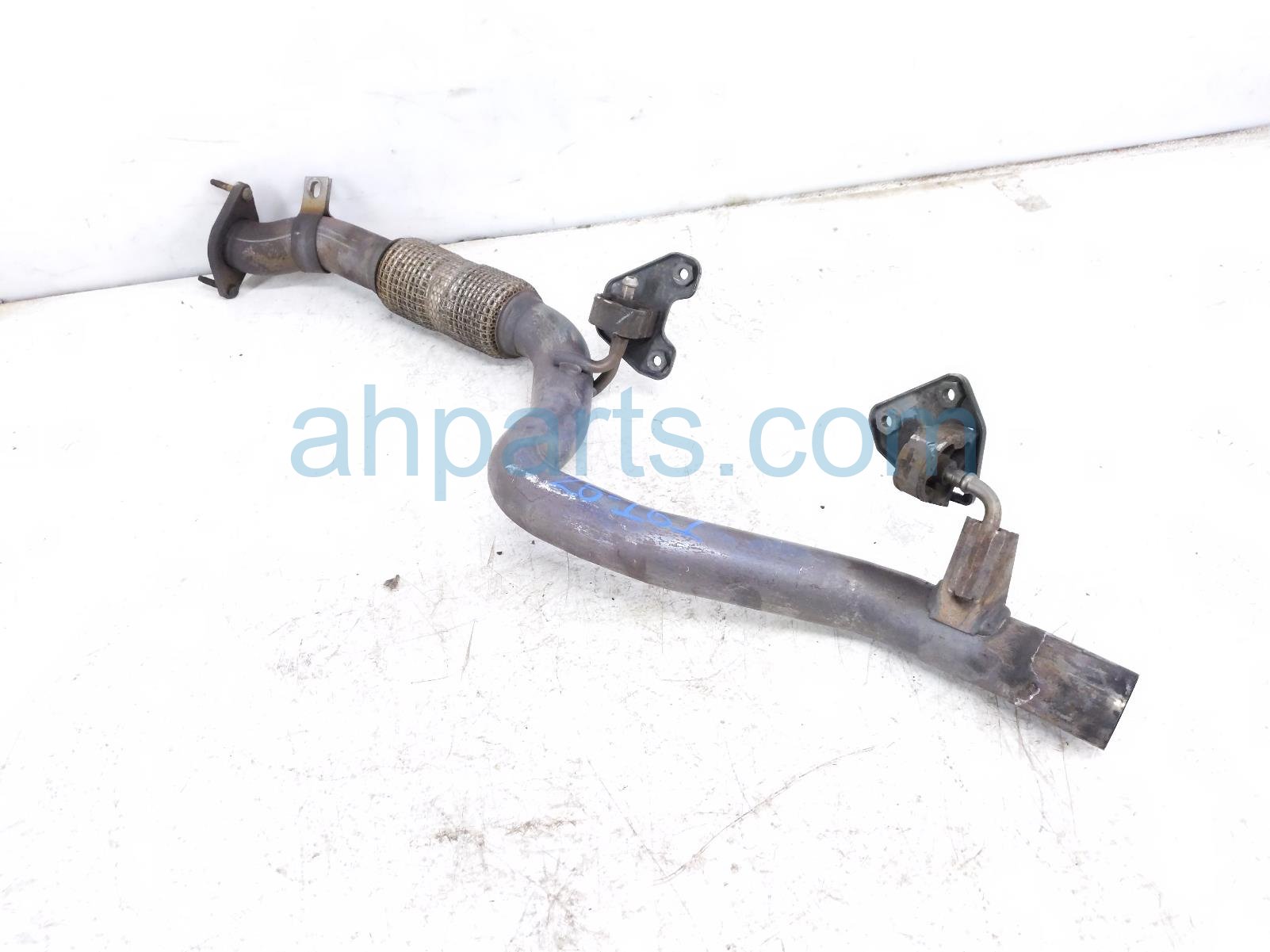 $99 Jeep FRONT EXHAUST PIPE ASSY - 2.4L $99 Jeep FRONT EXHAUST PIPE ASSY - 2.4L
