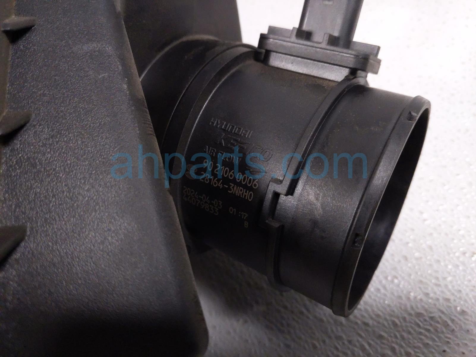 Sold 2025 Kia Carnival Air Cleaner Intake Box - 3.5l 28110-L1600