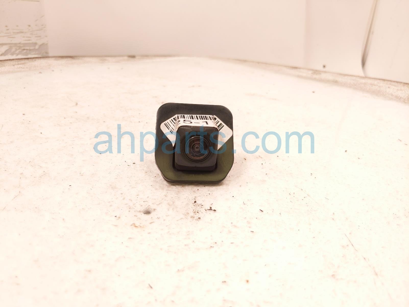 $75 Honda REAR VIEW CAMERA - DECKLID MTD $75 Honda REAR VIEW CAMERA - DECKLID MTD