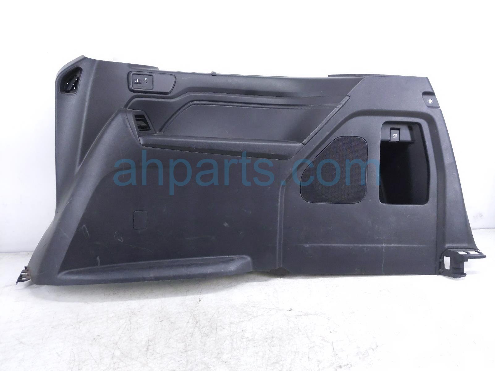 $199 Honda RH INSIDE QUARTER TRIM PANEL - BLK * $199 Honda RH INSIDE QUARTER TRIM PANEL - BLK *