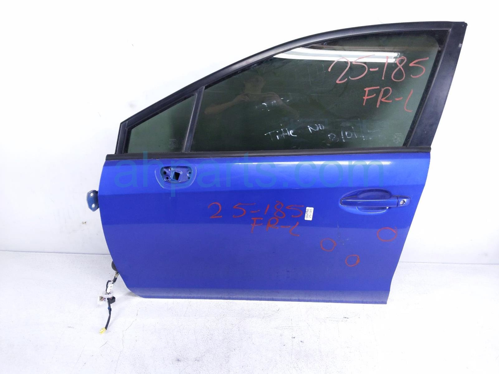$349 Subaru FR/LH DOOR - BLUE - NO MIRROR/TRIM*