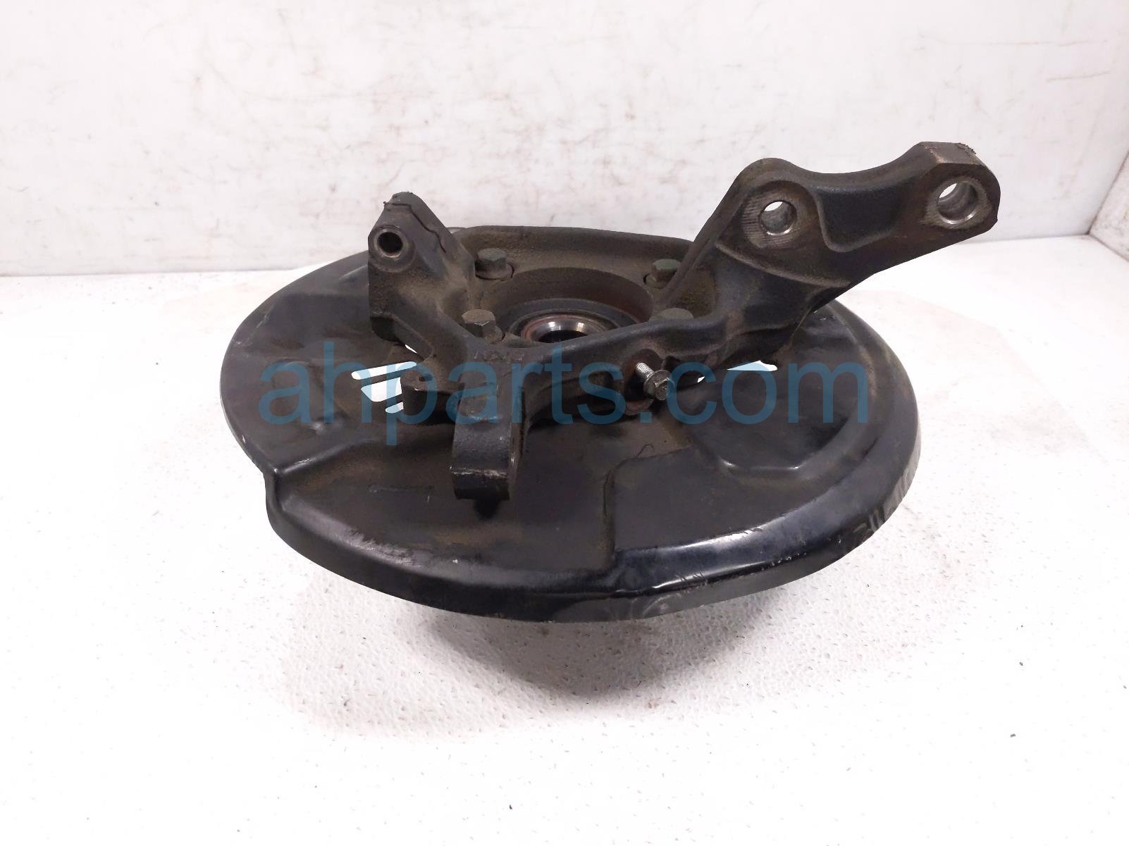 $74 Subaru FR/LH SPINDLE KNUCKLE HUB $74 Subaru FR/LH SPINDLE KNUCKLE HUB