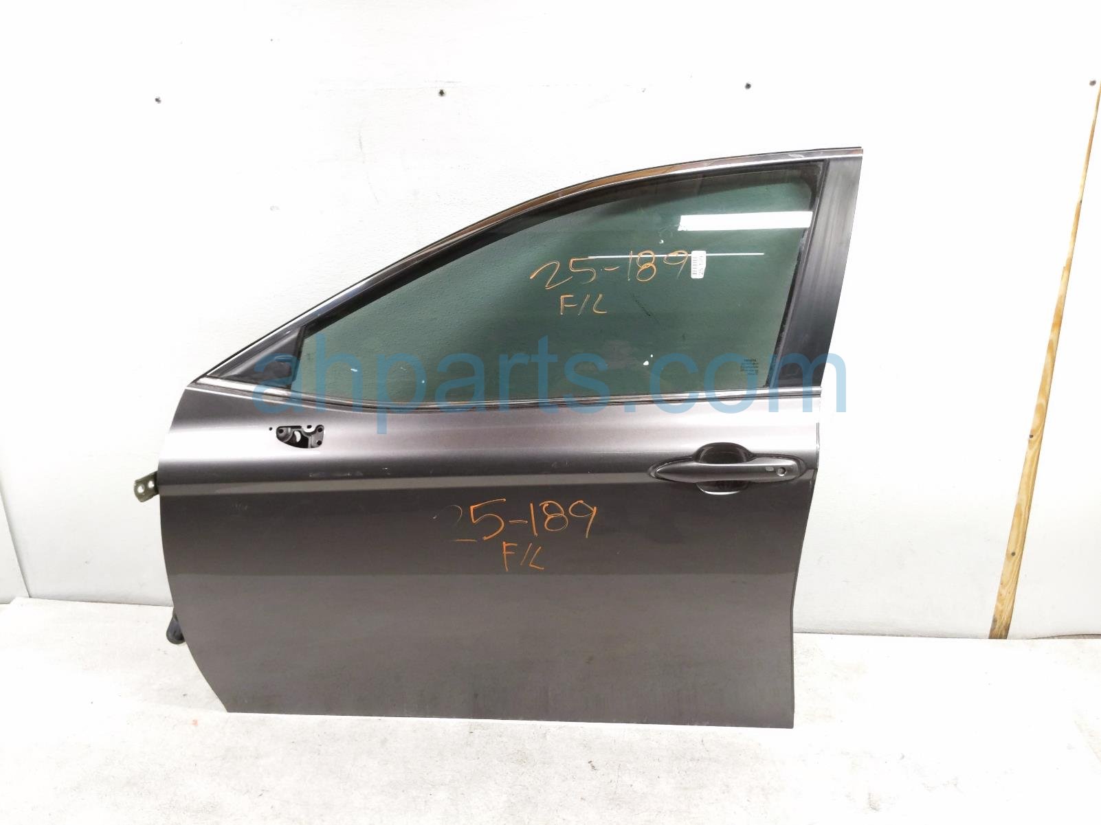 $950 Toyota FR/LH DOOR - GREY - NO MIRROR/TRIM * $950 Toyota FR/LH DOOR - GREY - NO MIRROR/TRIM *