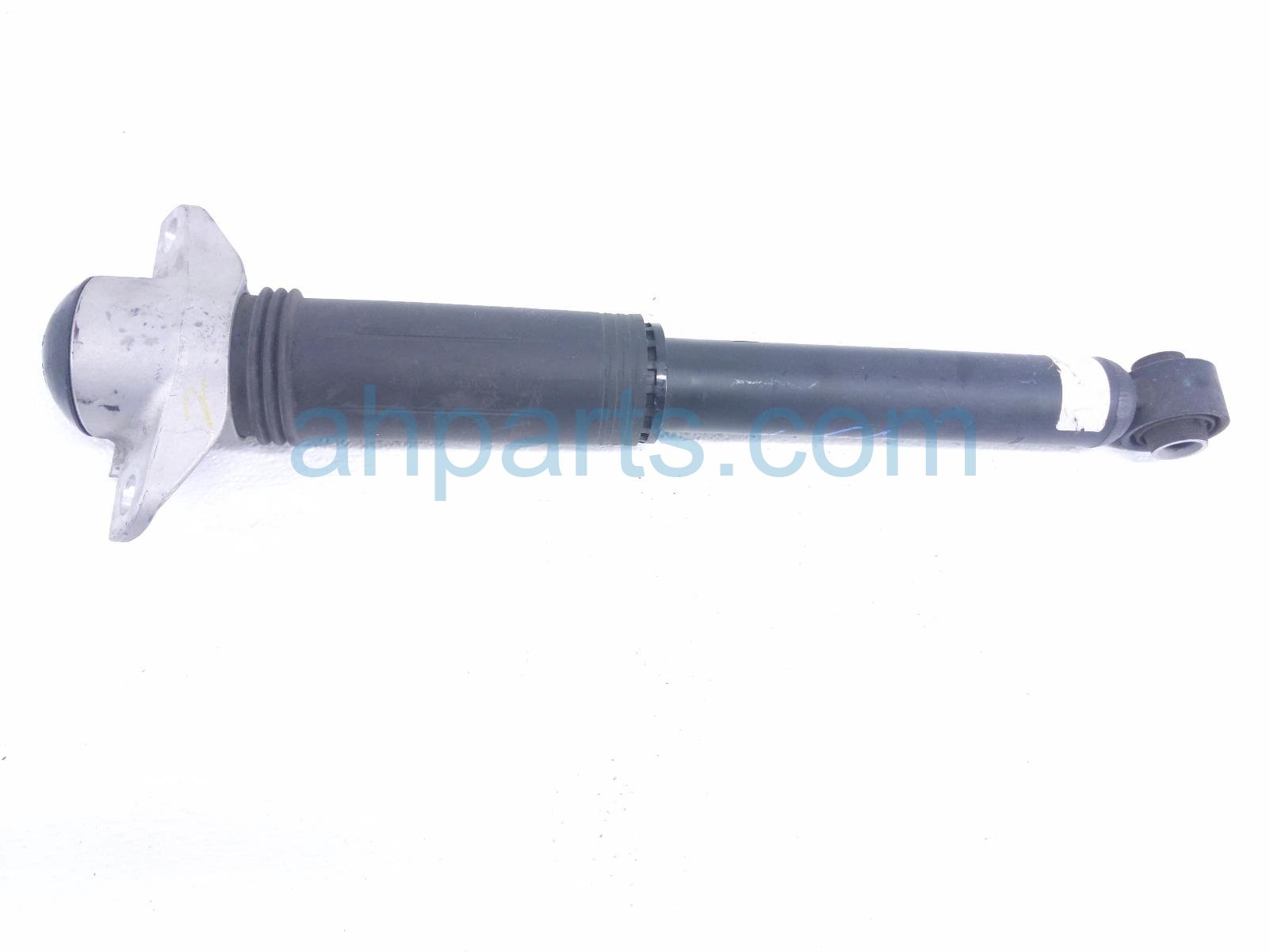 $35 Toyota RR/LH SHOCK ABSORBER - LE $35 Toyota RR/LH SHOCK ABSORBER - LE