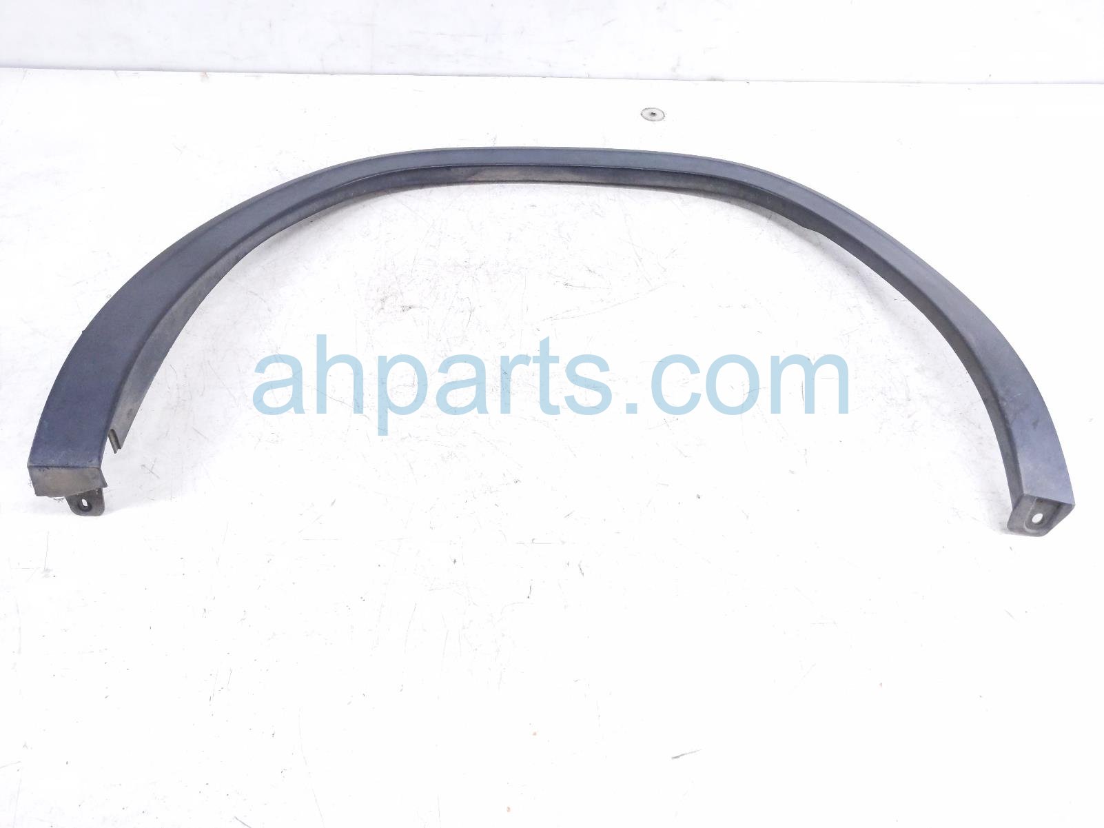 $45 Volkswagen RR/LH QUARTER PANEL FLARE - BLACK* $45 Volkswagen RR/LH QUARTER PANEL FLARE - BLACK*