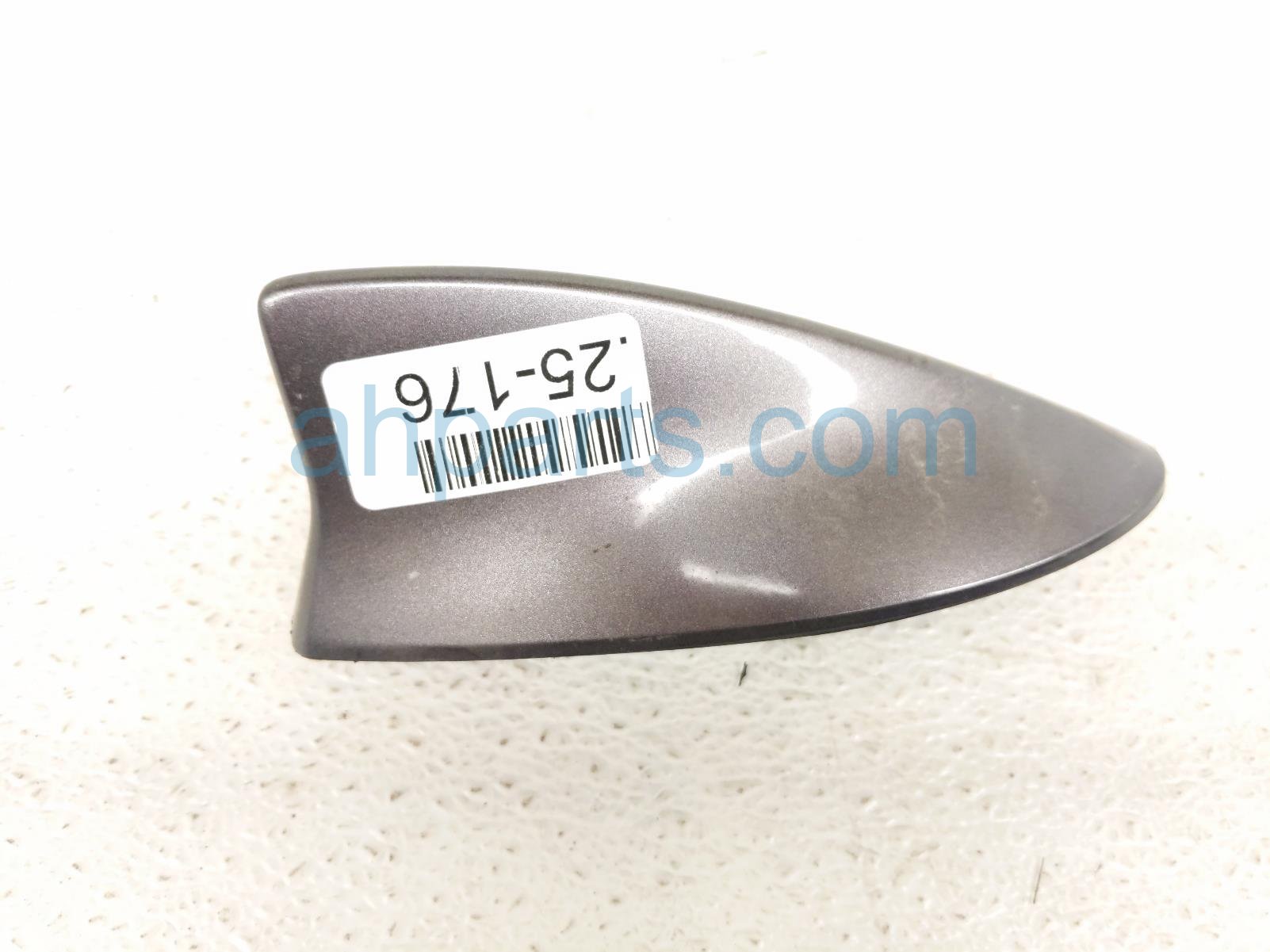 $100 Lexus ANTENNA - ROOF MTD - GRAY HOUSING $100 Lexus ANTENNA - ROOF MTD - GRAY HOUSING