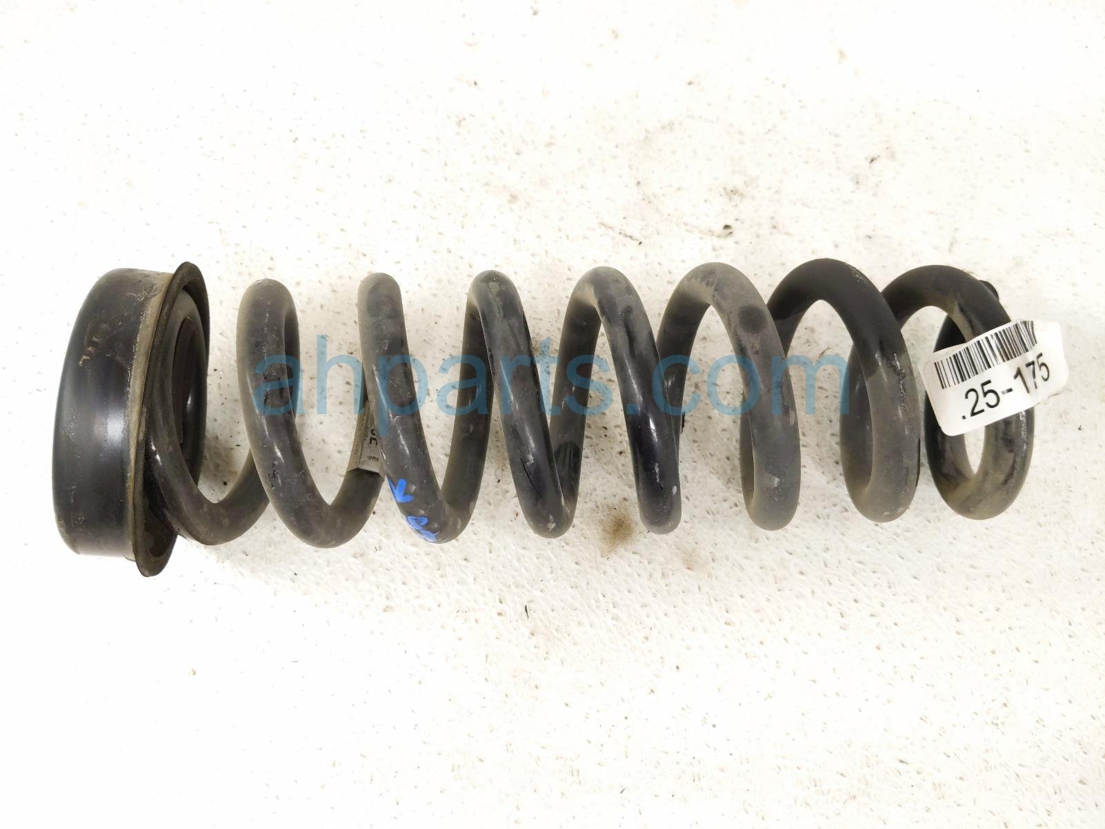 $35 BMW RR/RH COIL SPRING - RWD $35 BMW RR/RH COIL SPRING - RWD