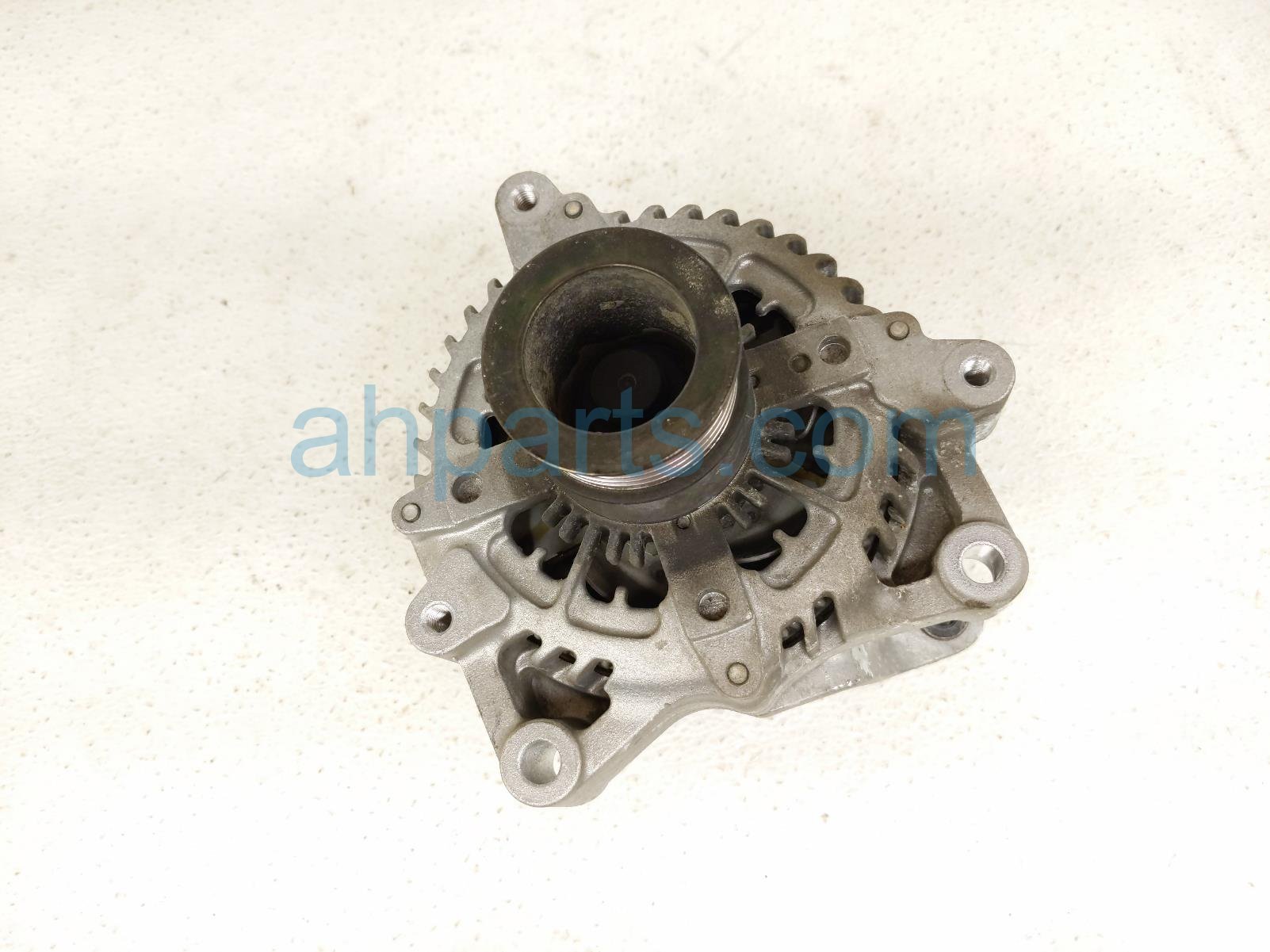 $175 BMW ALTERNATOR / GENERATOR - 79K MIELS $175 BMW ALTERNATOR / GENERATOR - 79K MIELS