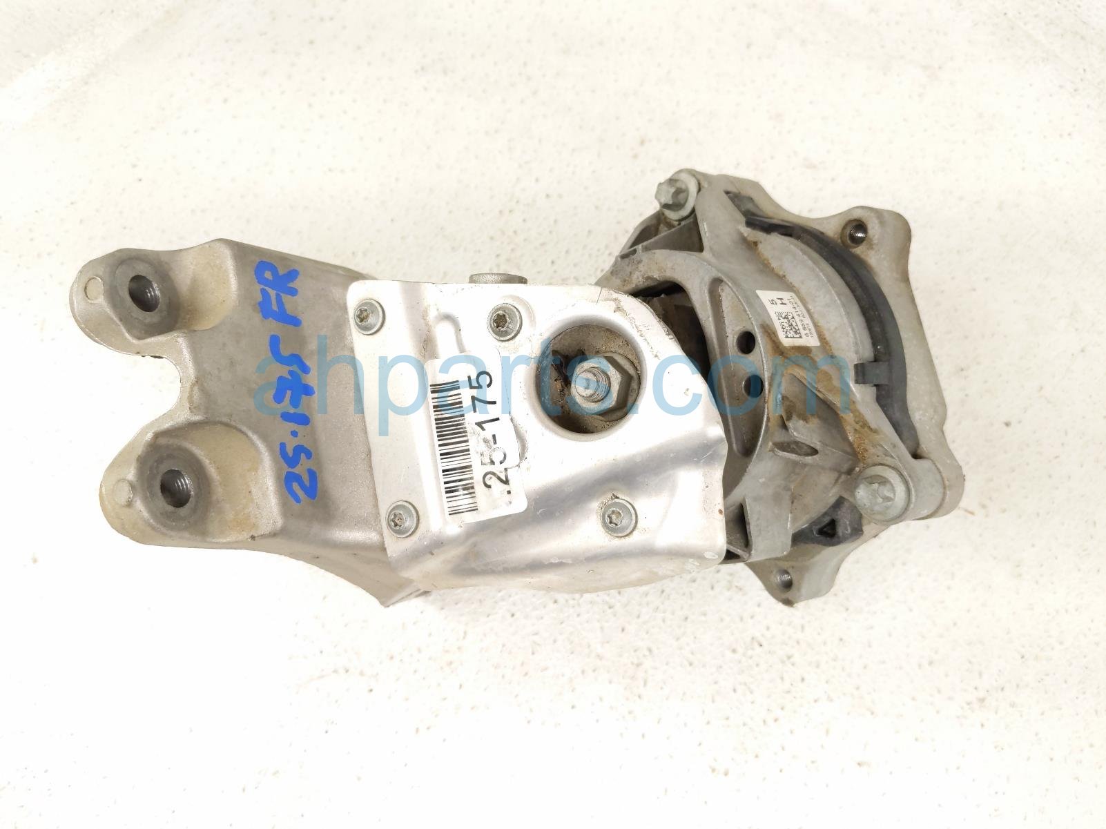 $75 BMW RH ENGINE MOUNT W/BRACKET - 2.0T $75 BMW RH ENGINE MOUNT W/BRACKET - 2.0T