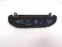 $125 Kia CENTER CONSOLE USB OUTLETS $125 Kia CENTER CONSOLE USB OUTLETS