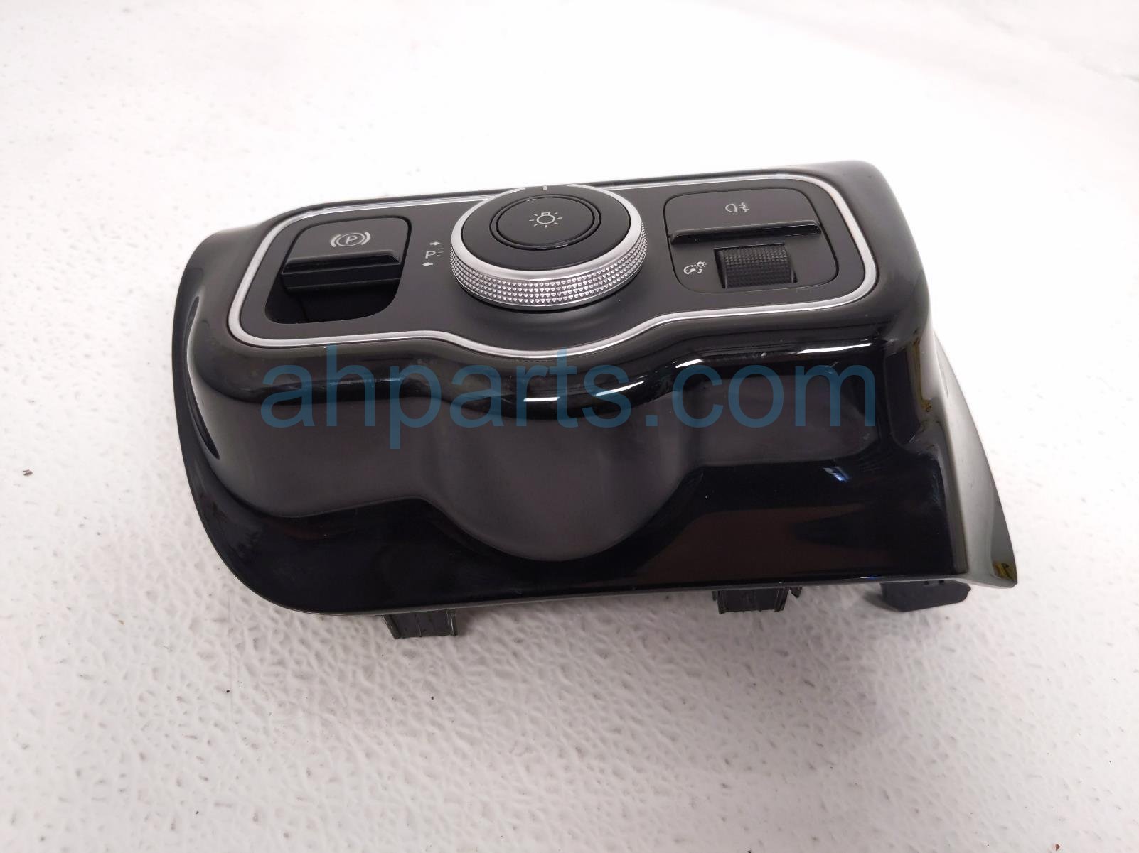 $35 Mercedes HEADLIGHT / PARKING BRAKE SWITCH $35 Mercedes HEADLIGHT / PARKING BRAKE SWITCH