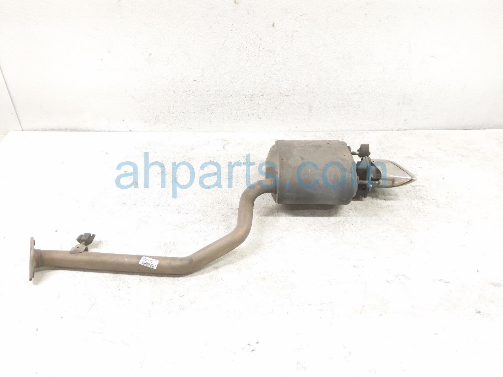 $125 Lexus RH EXHAUST MUFFLER $125 Lexus RH EXHAUST MUFFLER