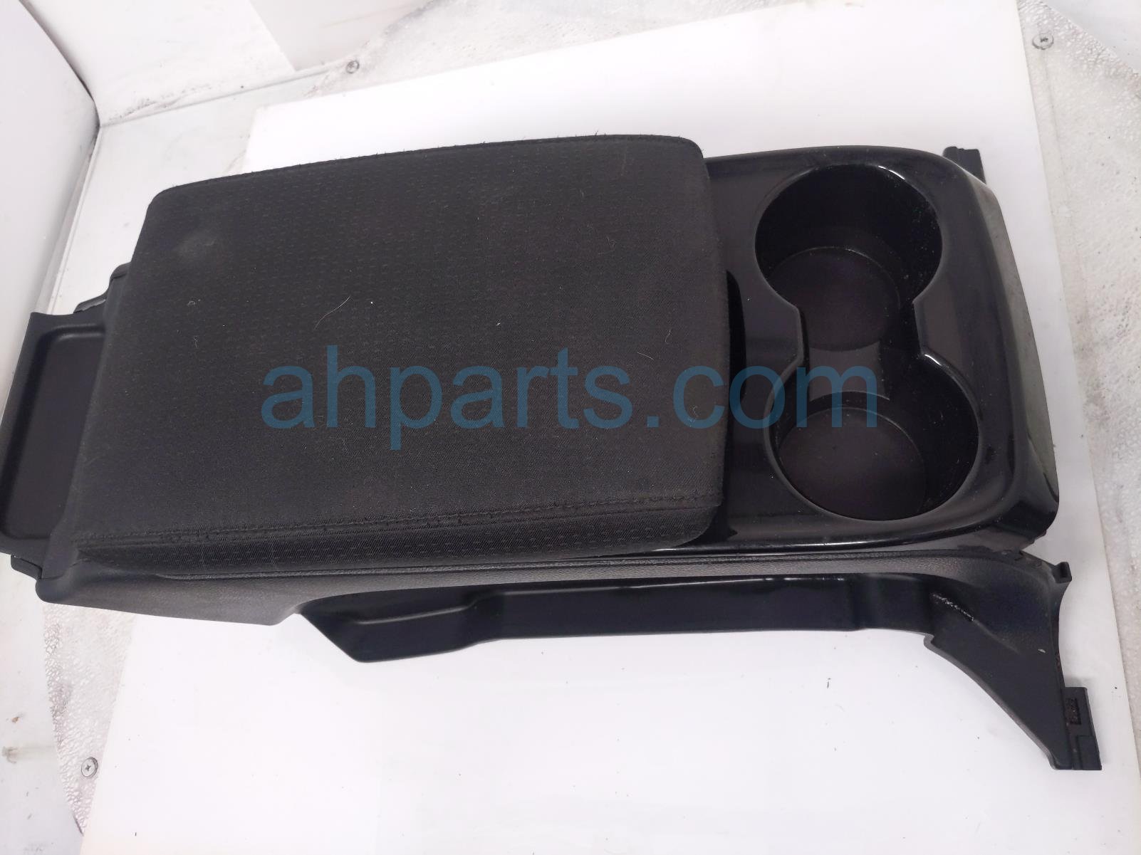 $125 Toyota CENTER CONSOLE BOX W/LID - BLACK