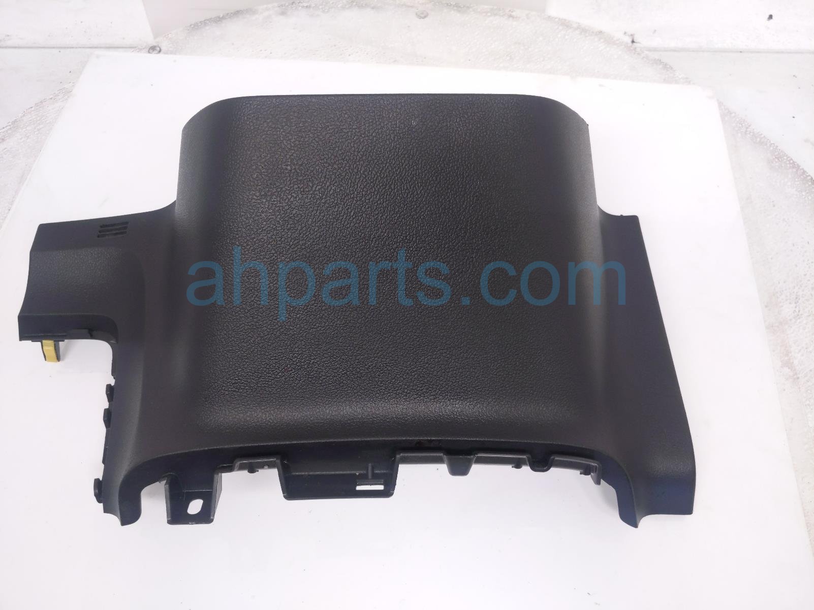 $40 Toyota INSTRUMENT LOWER DASH TRIM $40 Toyota INSTRUMENT LOWER DASH TRIM