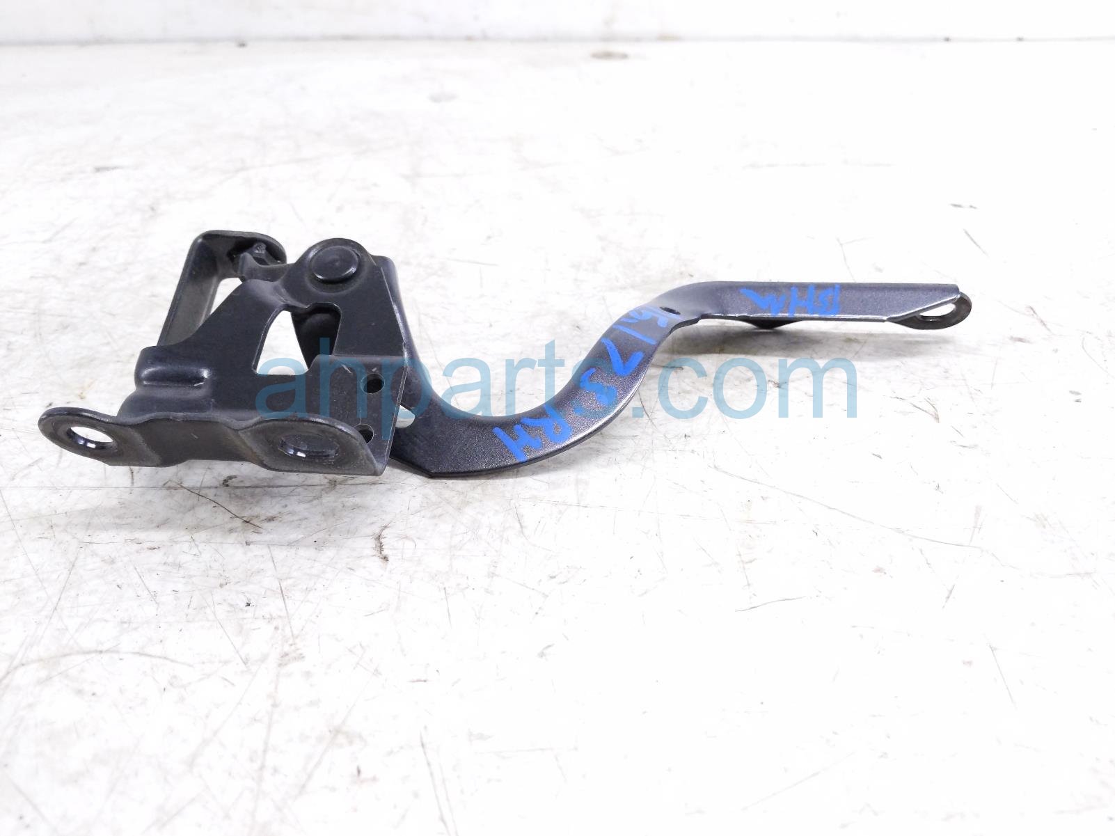 $25 Toyota RH HOOD HINGE - GRAY $25 Toyota RH HOOD HINGE - GRAY