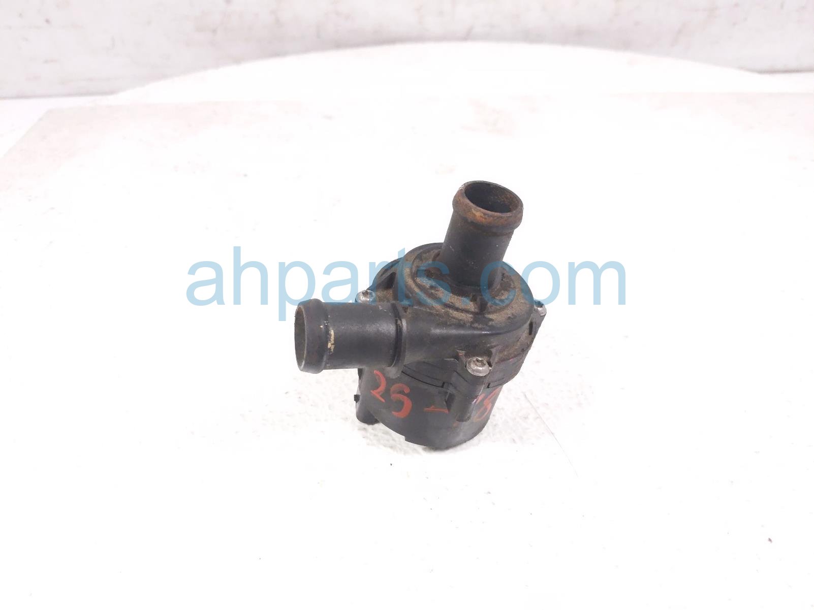 $25 Volkswagen AUXILIARY WATER PUMP - 3.6L $25 Volkswagen AUXILIARY WATER PUMP - 3.6L
