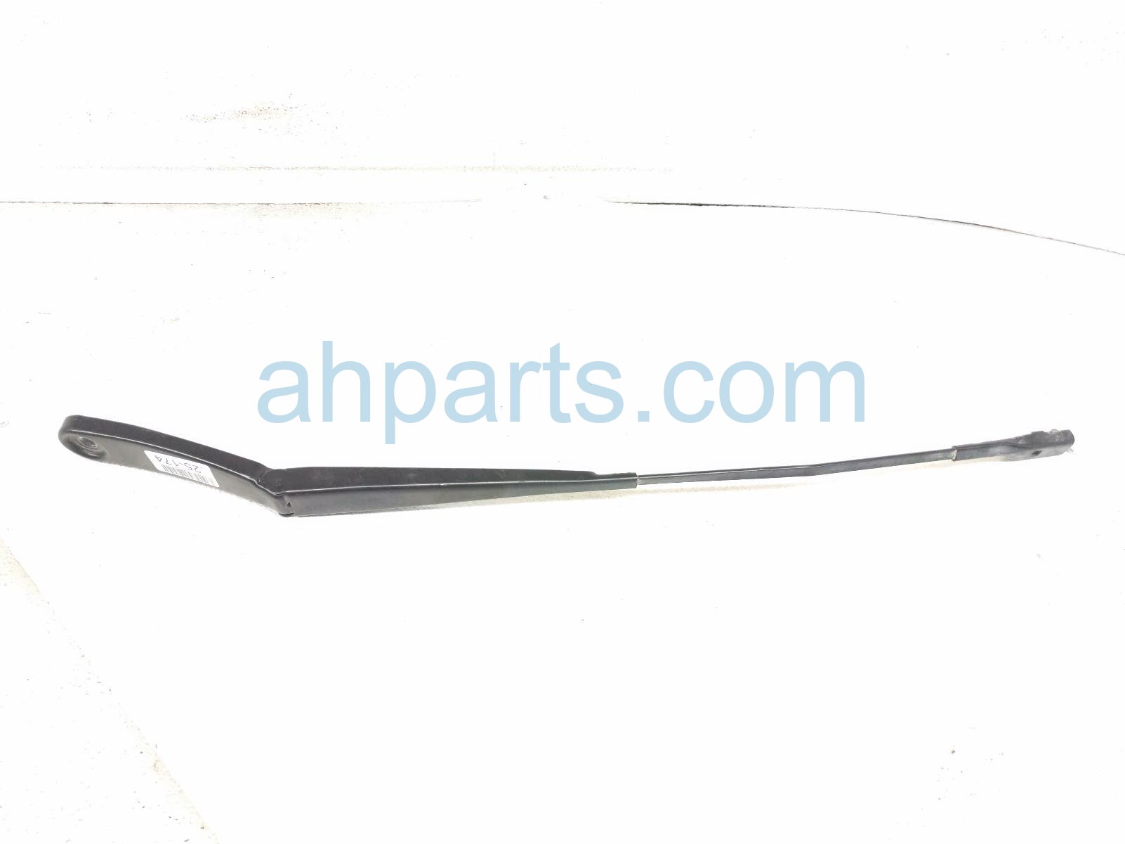 $35 BMW RH WINDSHIELD WIPER ARM $35 BMW RH WINDSHIELD WIPER ARM