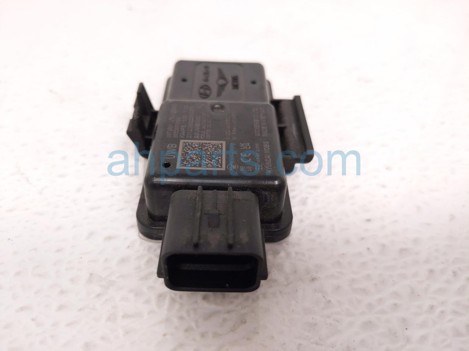 $85 Kia ULTRA WIDE BAND UNIT $85 Kia ULTRA WIDE BAND UNIT