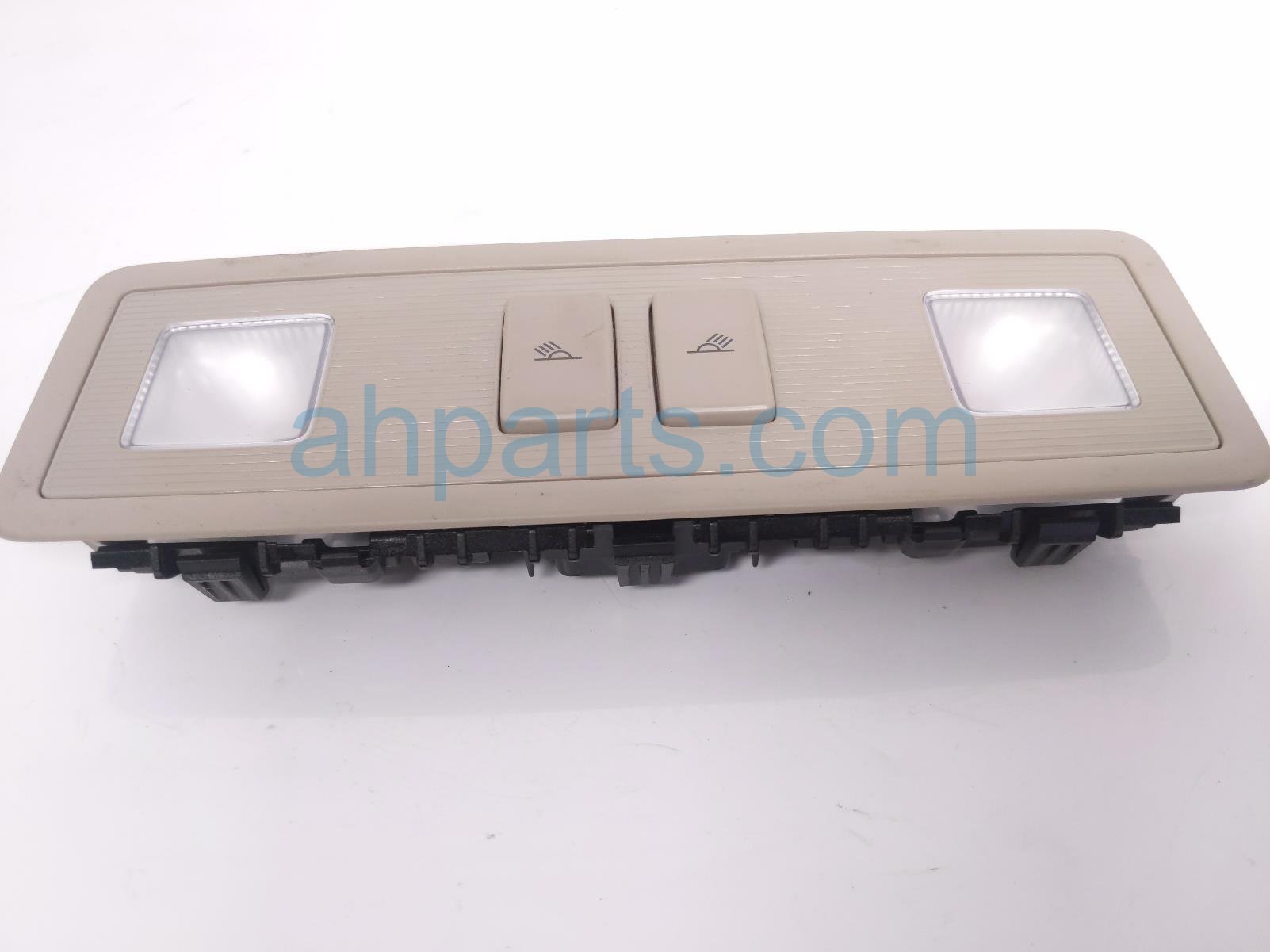 $29 Volkswagen REAR ROOF DOME LAMP - GRAY $29 Volkswagen REAR ROOF DOME LAMP - GRAY