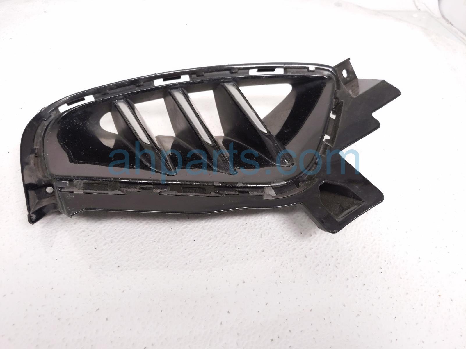 Sold 2022 Kia K5 Grille Front Passenger Bumper End Bezel 86542-L3000,