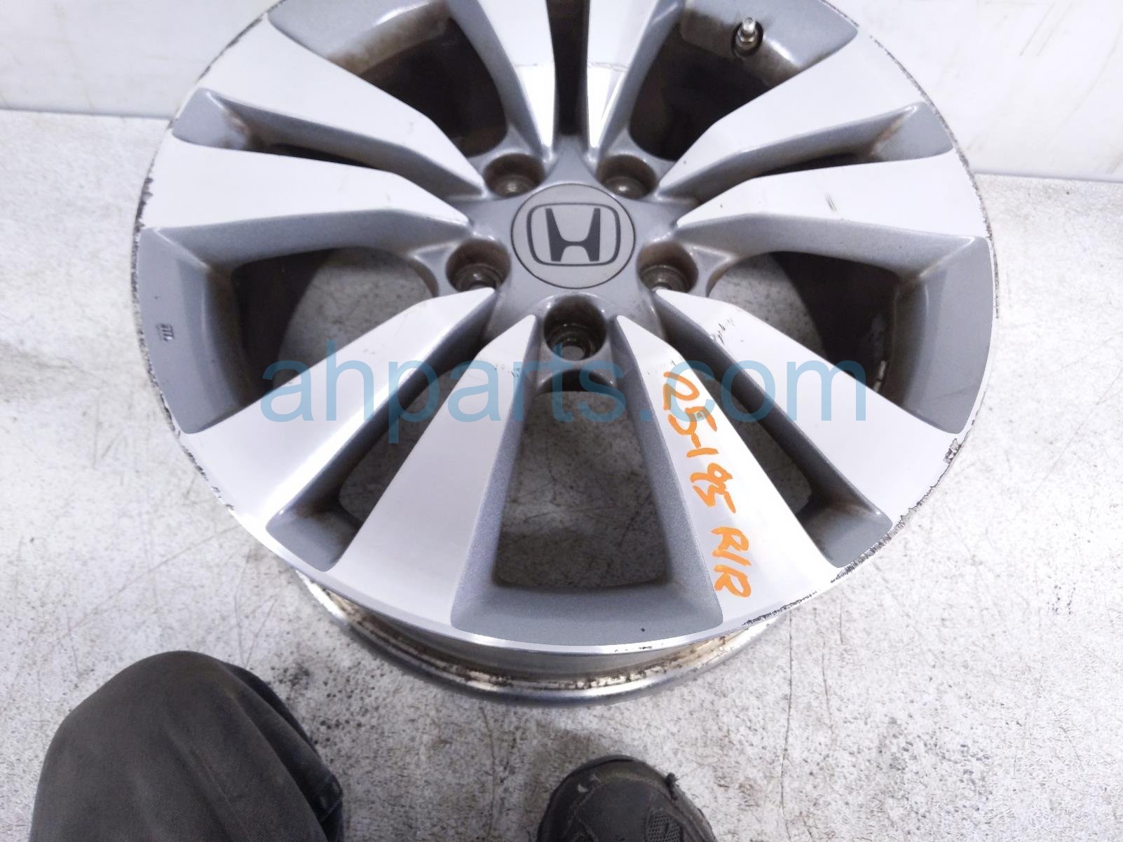 Sold 2007 Honda Accord Rear Passenger Wheel / Rim * 42700-SDA-J02