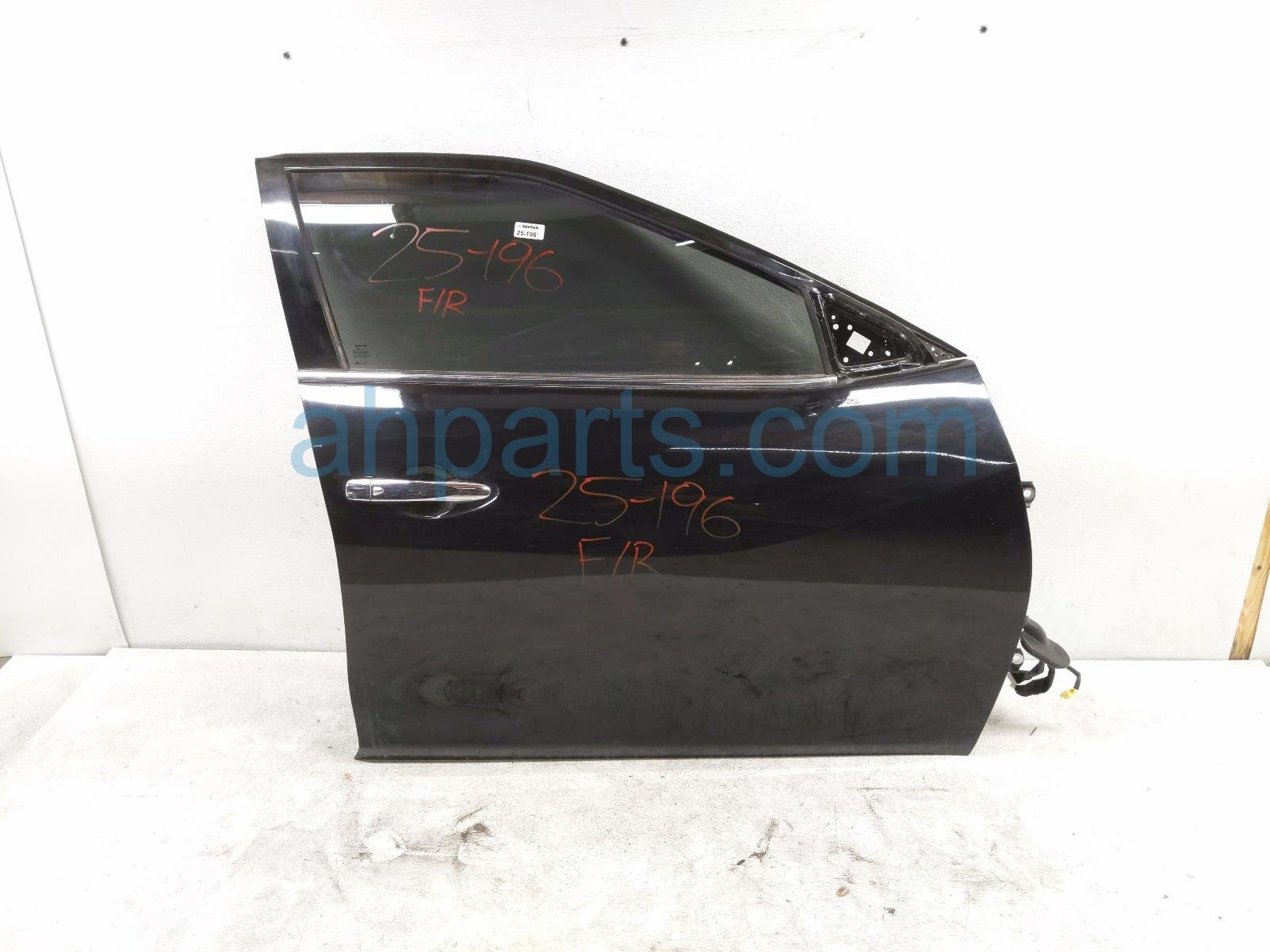 $495 Nissan FR/RH DOOR - BLACK - NO MIRROR/TRIM $495 Nissan FR/RH DOOR - BLACK - NO MIRROR/TRIM