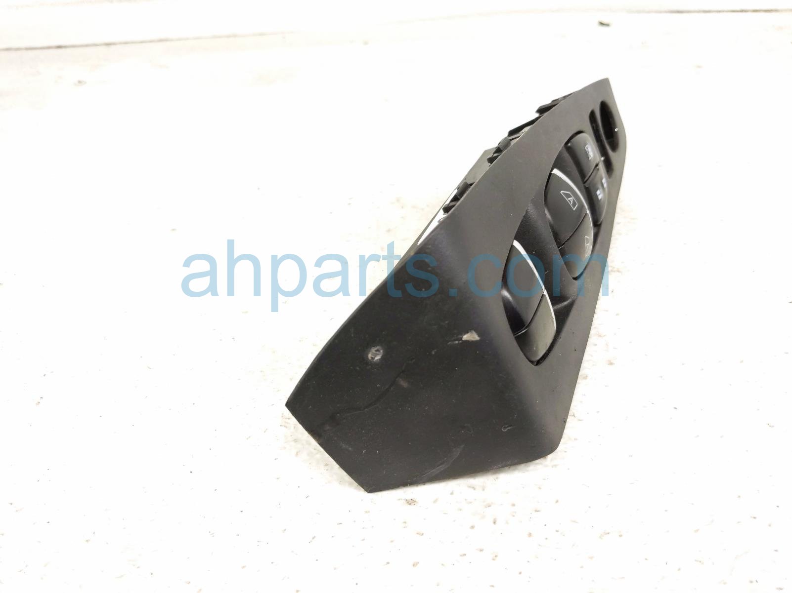 $59 Nissan MASTER WINDOW CONTROL SWITCH $59 Nissan MASTER WINDOW CONTROL SWITCH