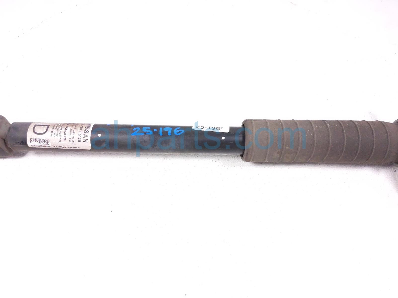 $45 Nissan RR/LH SHOCK ABSORBER - SV $45 Nissan RR/LH SHOCK ABSORBER - SV