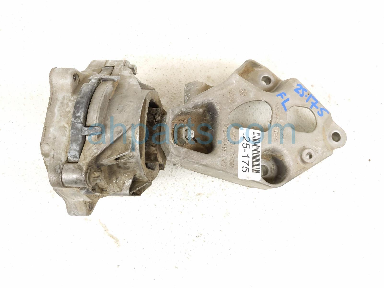 $75 BMW LH SIDE ENGINE MOUNT W/BRACKET $75 BMW LH SIDE ENGINE MOUNT W/BRACKET