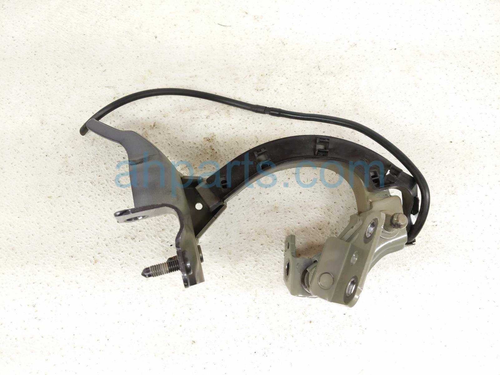 $25 Acura RH TRUNK HINGE $25 Acura RH TRUNK HINGE