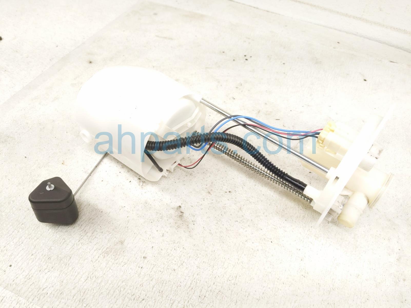 $75 Toyota GAS / FUEL PUMP (TANK MOUNTED) $75 Toyota GAS / FUEL PUMP (TANK MOUNTED)