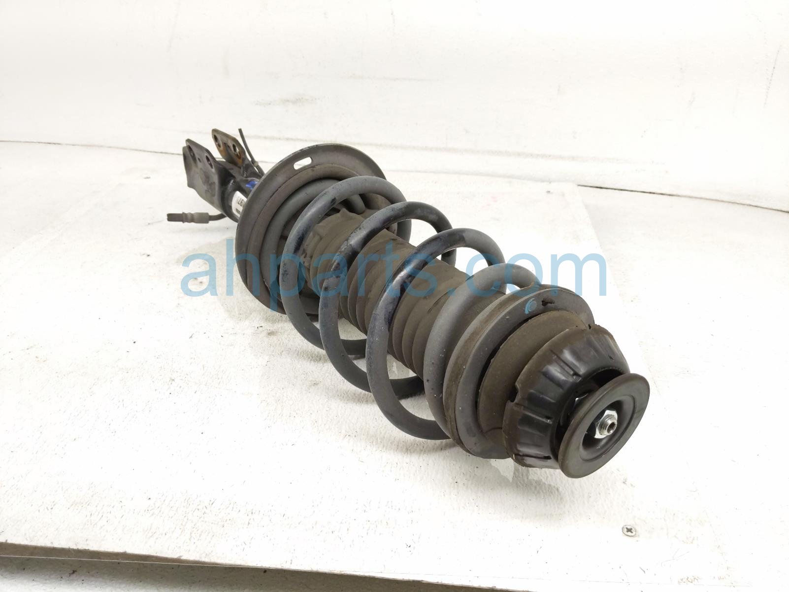 $85 Toyota FR/RH STRUT + SPRING * $85 Toyota FR/RH STRUT + SPRING *