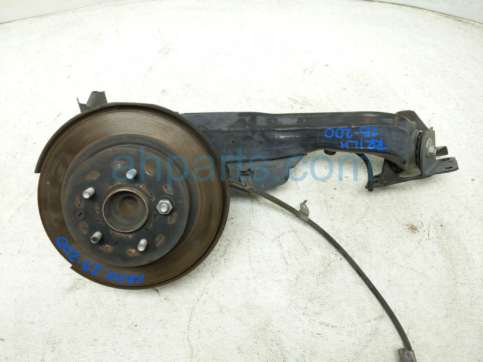 Sold 2018 Nissan Rogue Control Rear Driver Lower Arm + Spindle Fwd 55502 4BA0A Replacement Sold 2018 Nissan Rogue Control Rear Driver Lower Arm + Spindle Fwd 55502 4BA0A Replacement