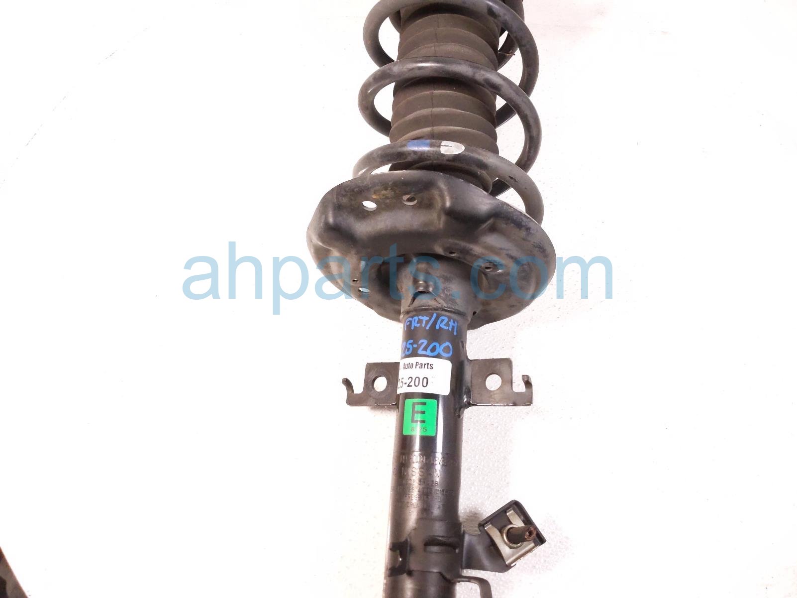 $115 Nissan FR/RH STRUT ABSORBER + SPRING