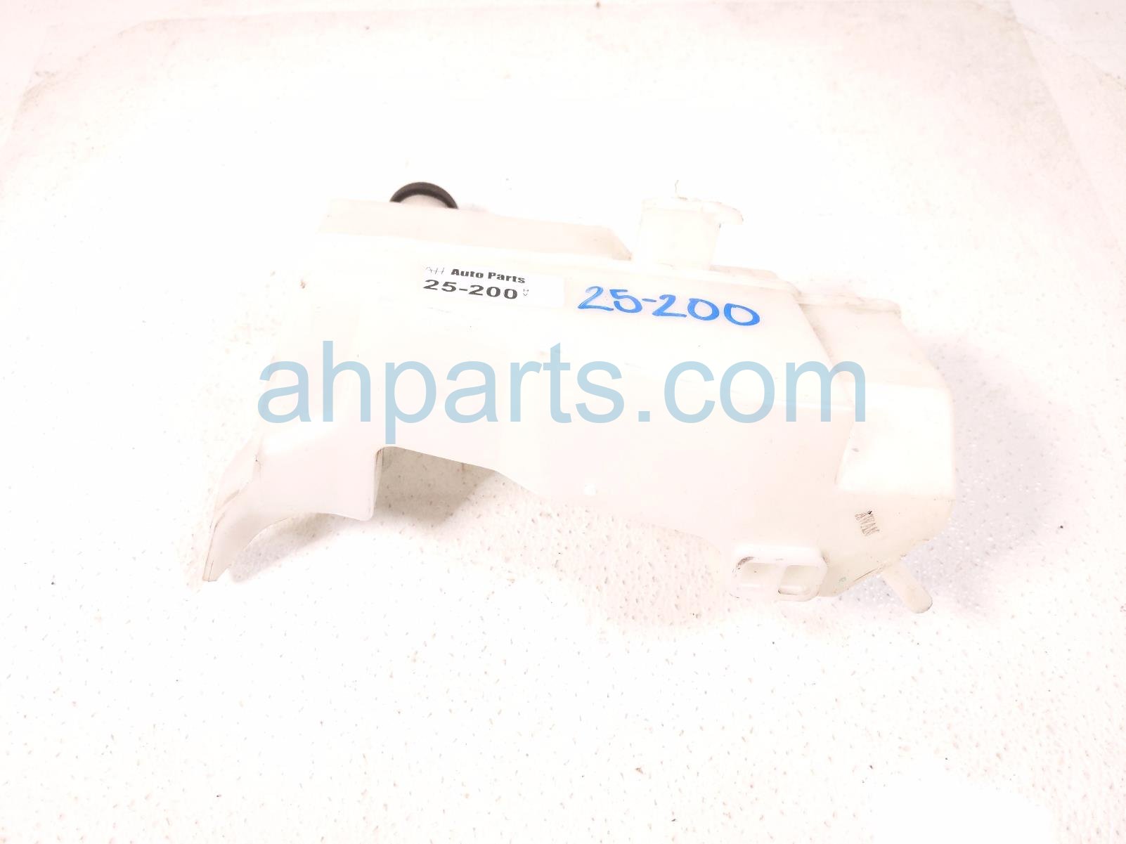 $50 Nissan COOLANT OVERFLOW RESERVOIR TANK $50 Nissan COOLANT OVERFLOW RESERVOIR TANK