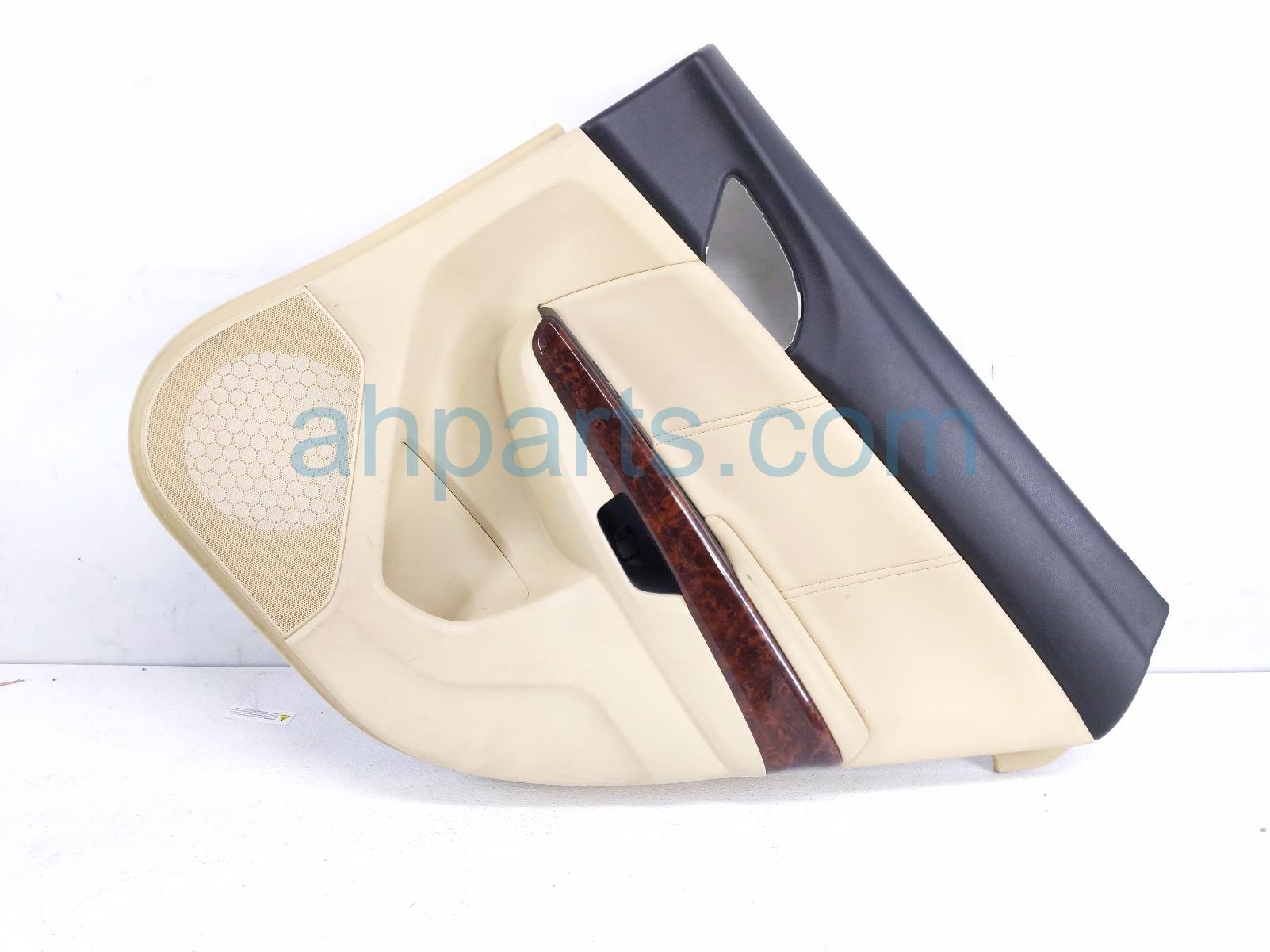 $95 Honda RR/RH INTERIOR DOOR PANEL - TAN EXL $95 Honda RR/RH INTERIOR DOOR PANEL - TAN EXL