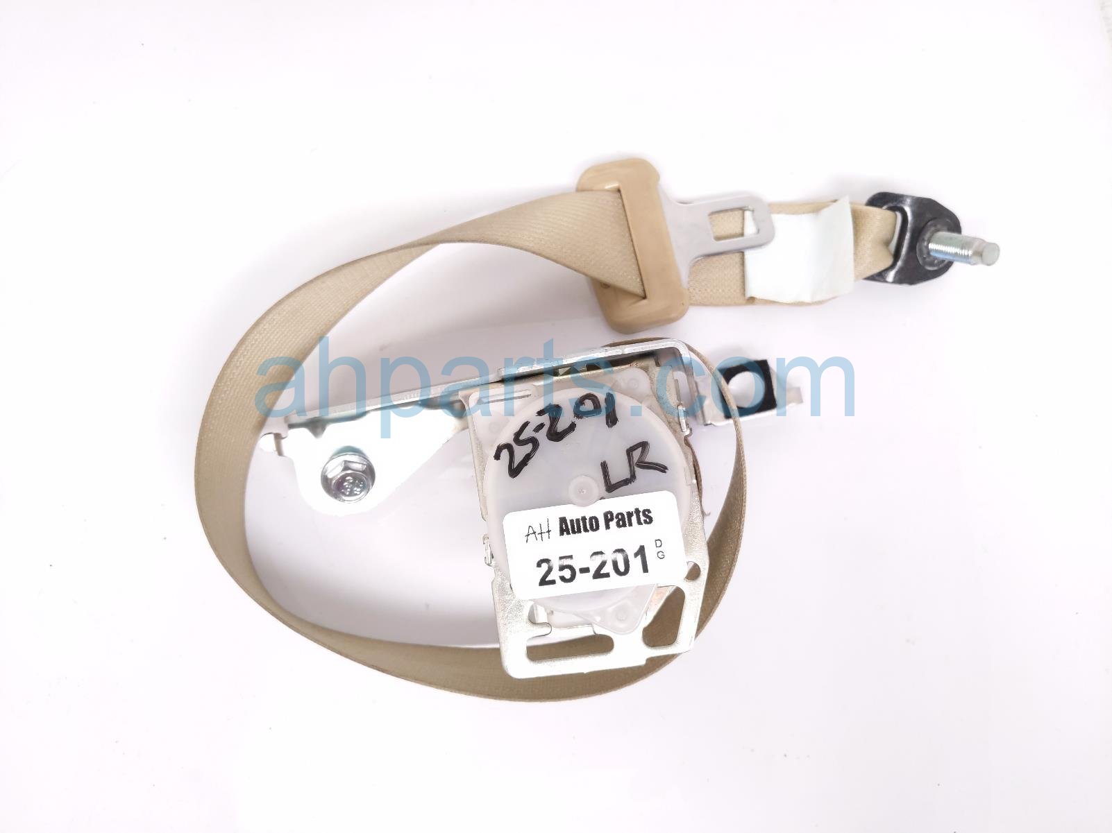 $25 Honda 2ND ROW LH SEAT BELT - TAN $25 Honda 2ND ROW LH SEAT BELT - TAN