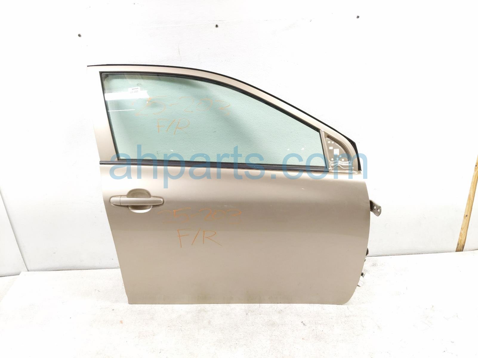 $245 Toyota FR/RH DOOR - TAN - NO MIRROR/TRIM $245 Toyota FR/RH DOOR - TAN - NO MIRROR/TRIM