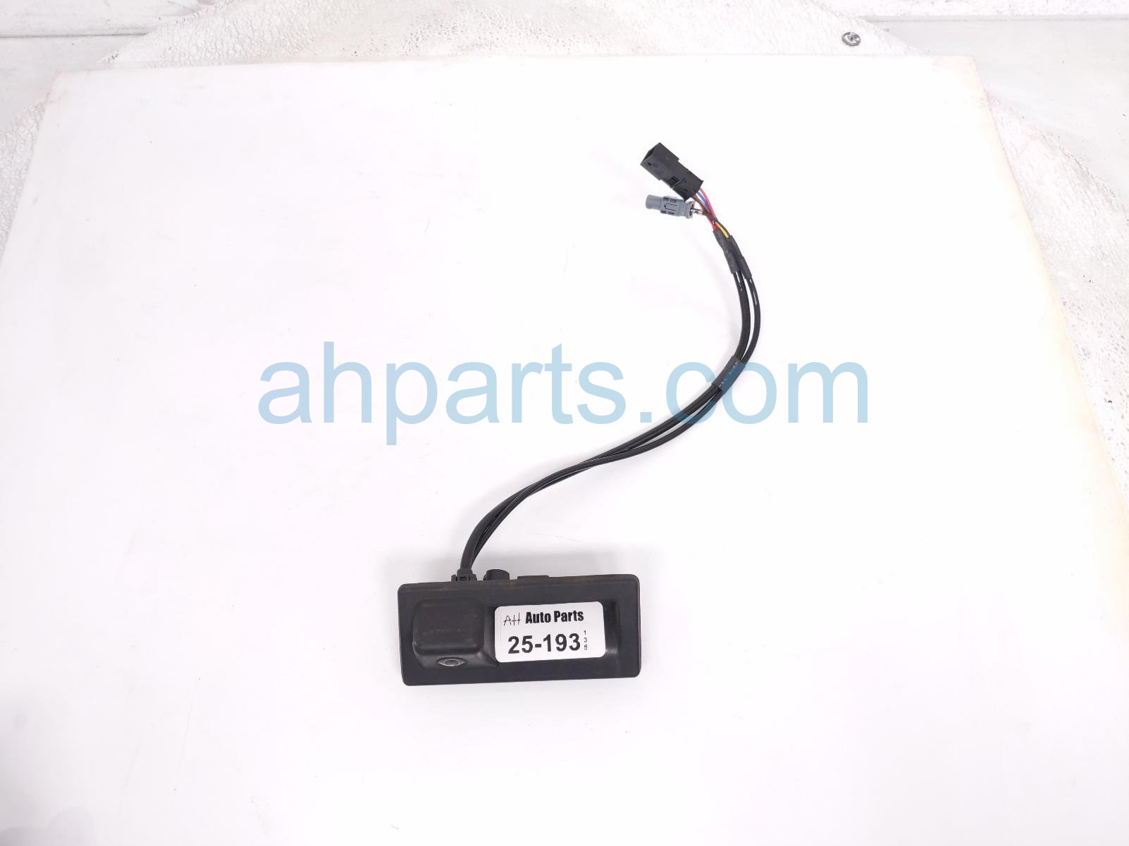 $75 Audi REAR VIEW CAMERA  - DECKLID MTD