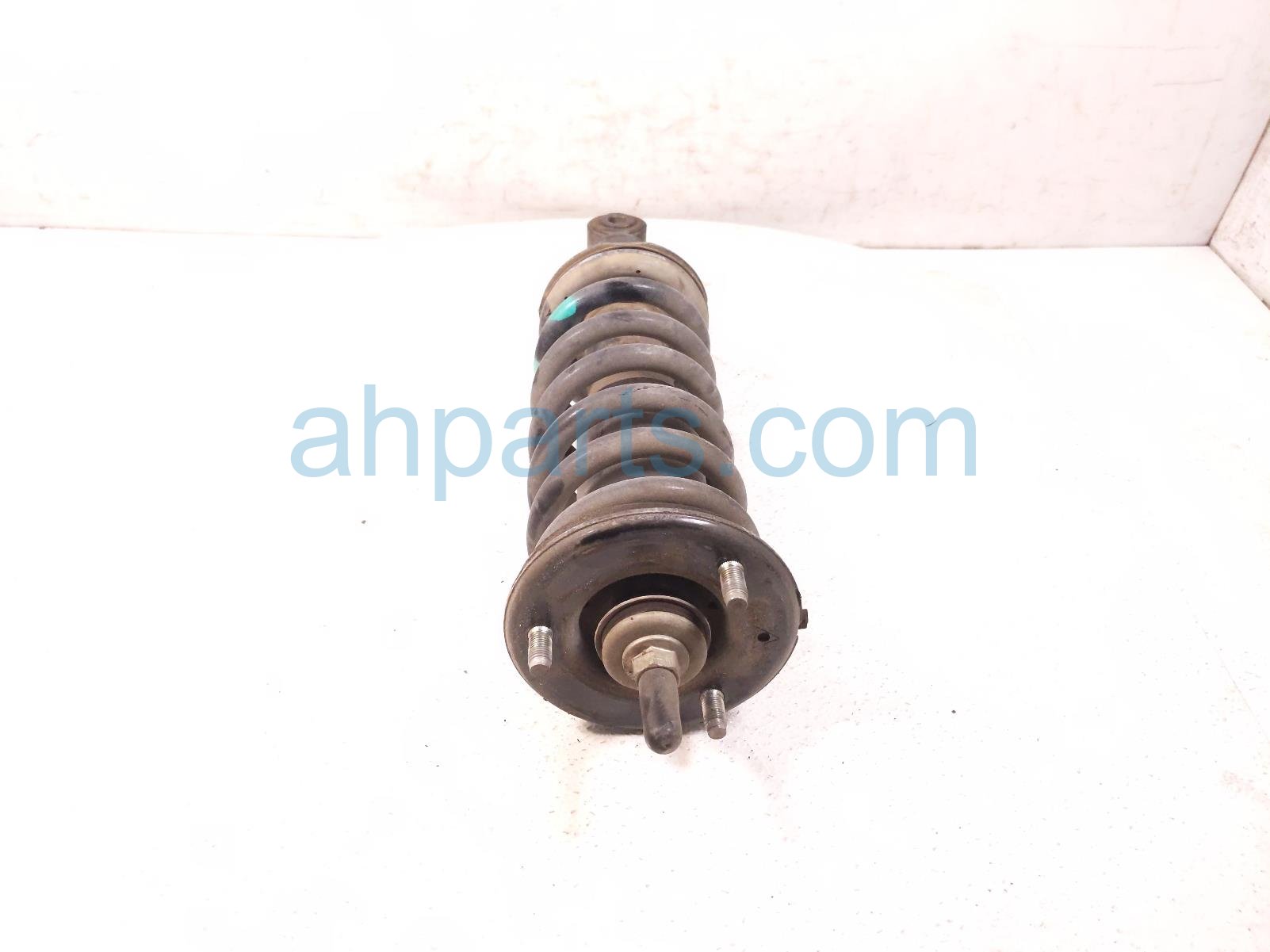 $45 Nissan FR/RH STRUT ABSORBER + SPRING $45 Nissan FR/RH STRUT ABSORBER + SPRING