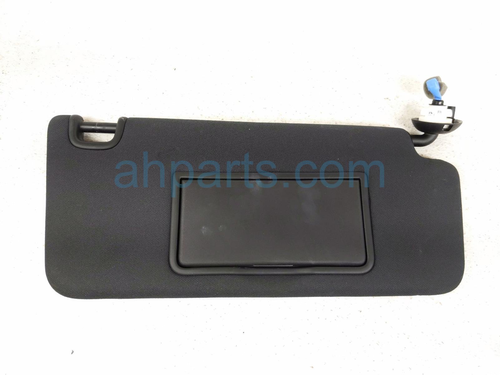 $35  RH SUN VISOR - BLACK